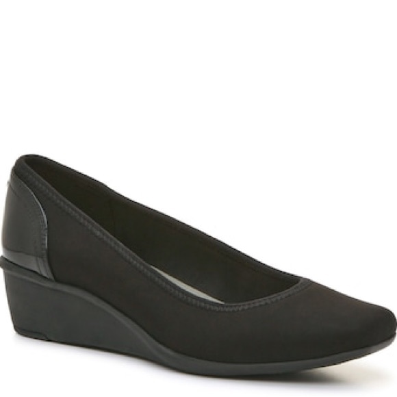 Anne Klein Black Winner Wedge Flex Pump shoes women’s size 7-EUC - Picture 1 of 7
